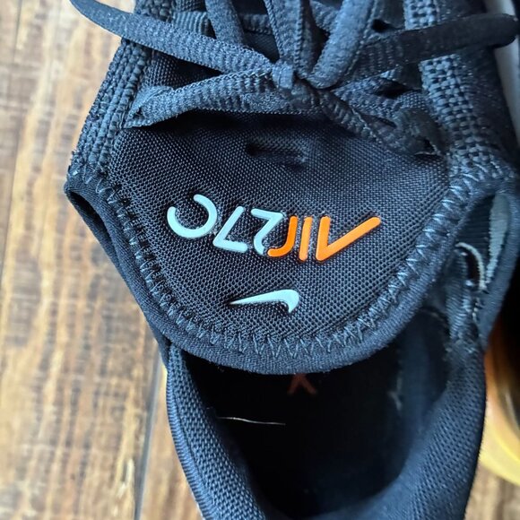 Nike Air Max 270 Black & Orange Size 11 - EUC - Picture 5 of 10